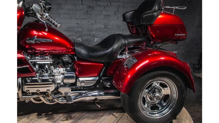 Мото на Kolesa.kz: от старого «Урала» до трайка Honda