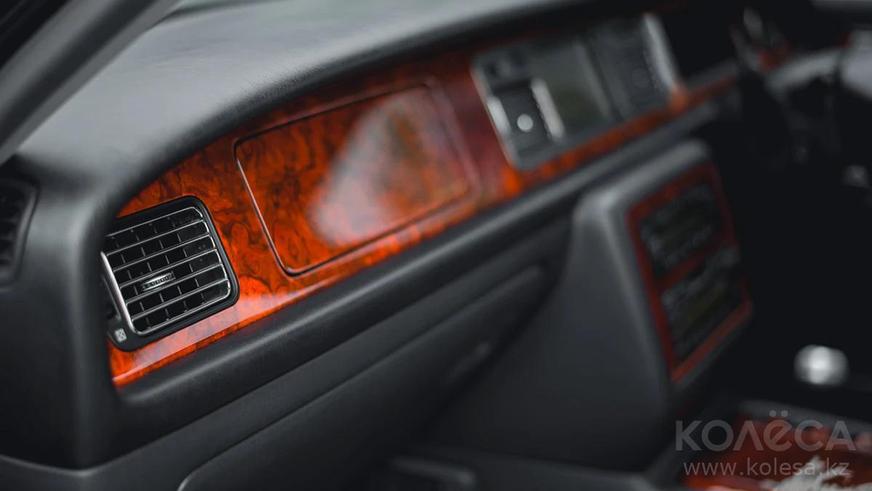 Пять миллионов тенге просят за Toyota Century в Нур-Султане