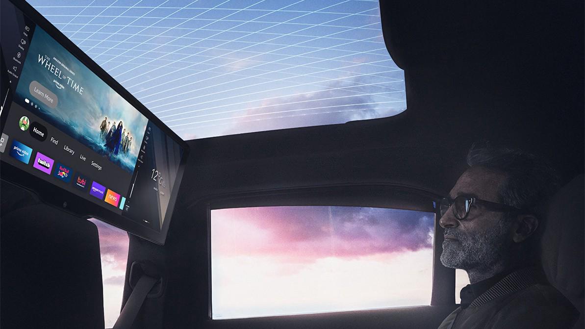 Панорамную крышу нового i7 показала BMW. И что в ней примечательного?