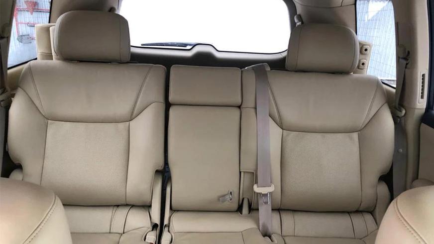 Десятилетний Lexus LX570 почти без пробега на Kolesa.kz