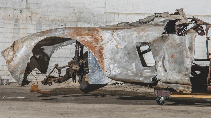 Сгоревший много лет назад Ferrari продали почти за два миллиона долларов