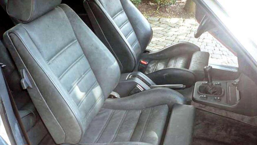 BMW 635 CSi почти без пробега продают за 125 тысяч евро