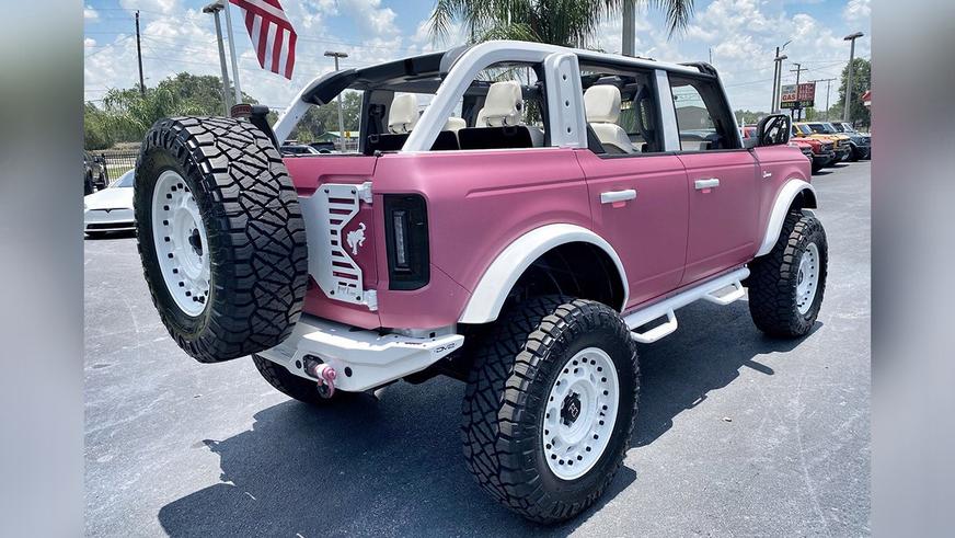 Мечта Барби в&nbsp;&laquo;Форде-Бронко&raquo;