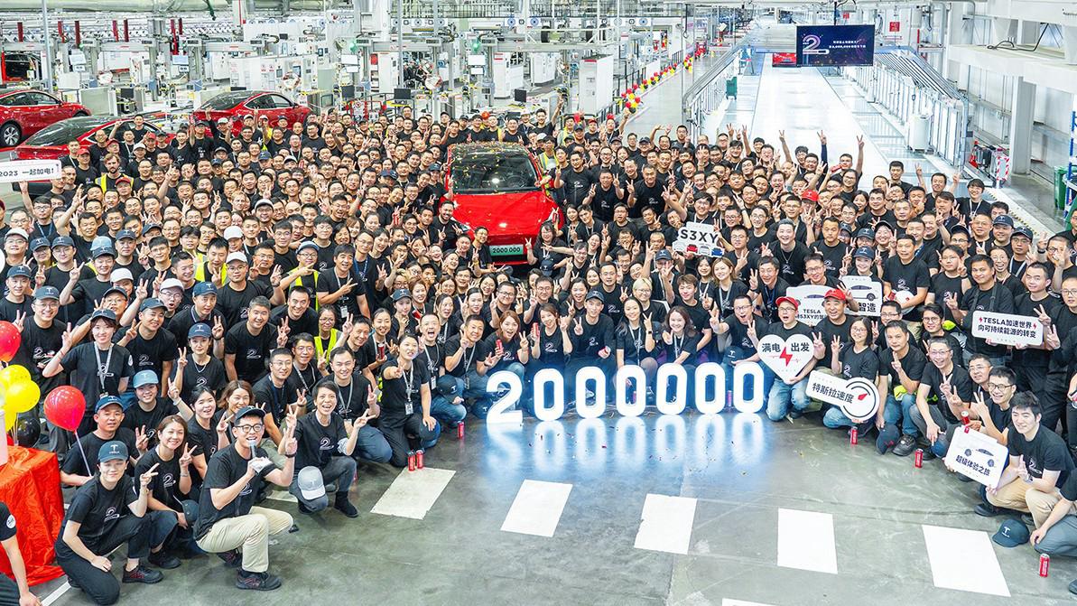 Шанхайская гигафабрика выпустила 2-миллионную Tesla