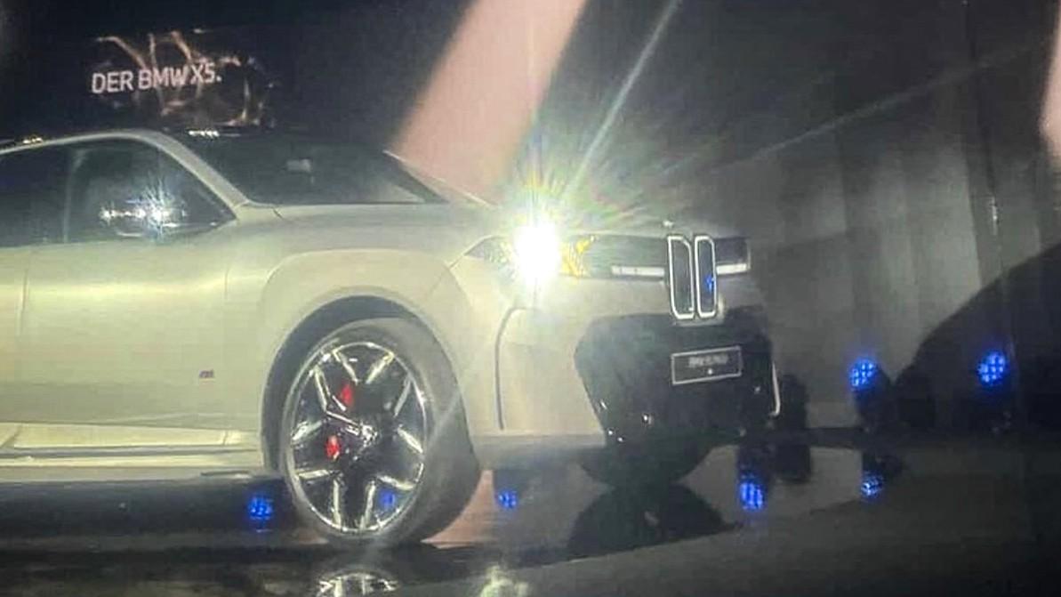В Сеть утекли фото нового BMW X5