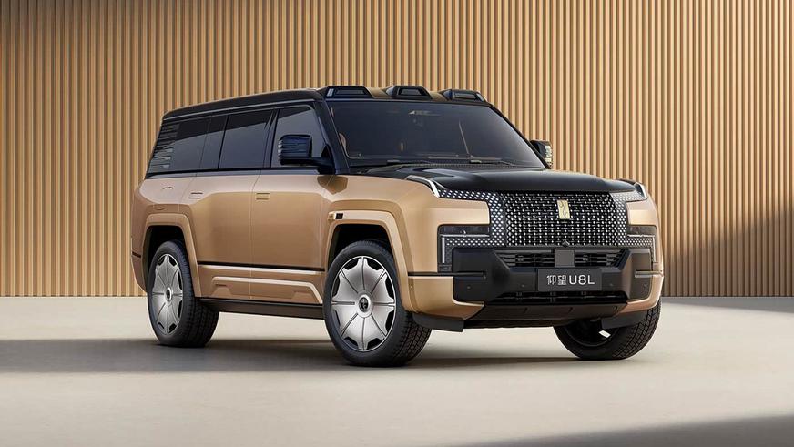 Самый роскошный Yangwang U8 оценили в 180 тысяч долларов