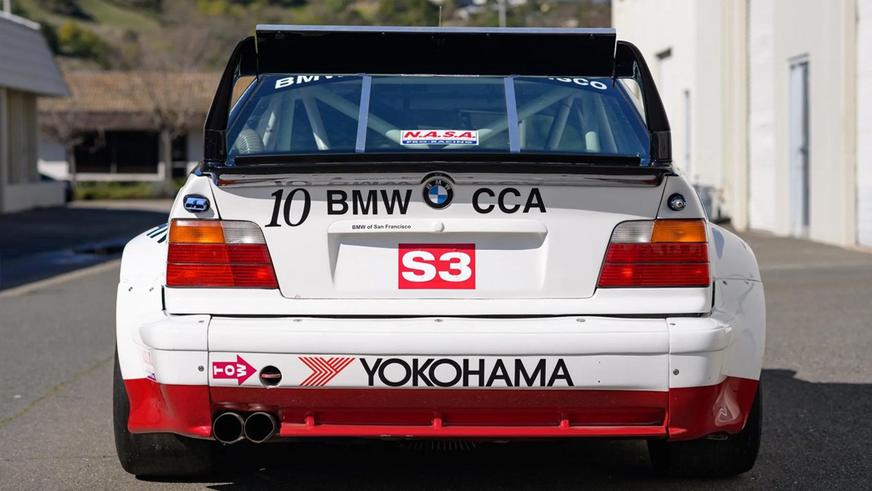 В США продают гоночную BMW M3 (E36), побеждавшую в Дайтоне