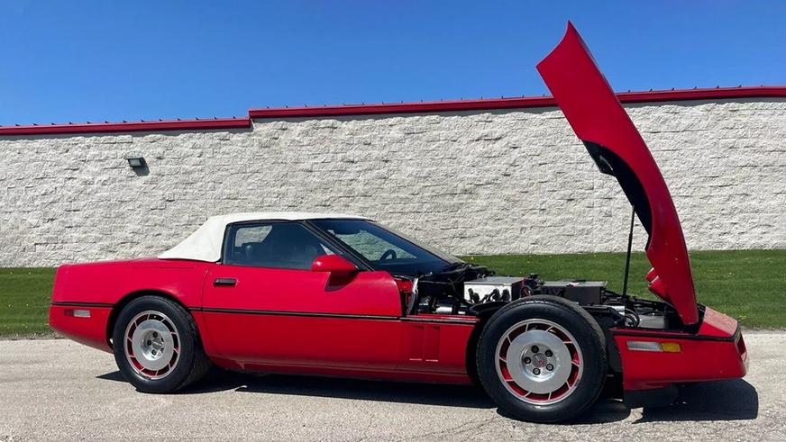 Первый электрический Corvette был сделан инженерами… Motorola