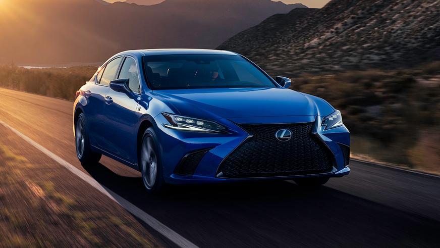 Обновлённый Lexus ES тоже получил вариатор