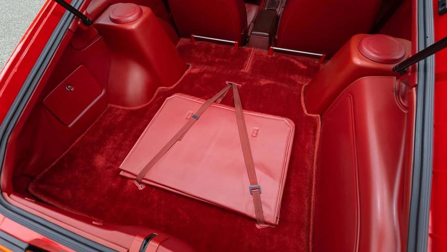 На аукционе продали 43-летний Nissan за 231 000 долларов