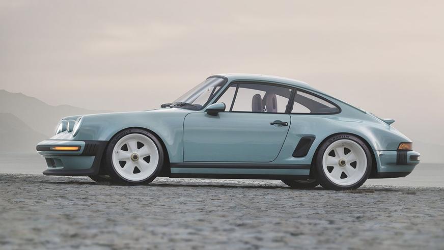 Новый Porsche 911 от Singer получил выдвижные противотуманки