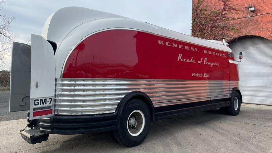 Раритетный GM Futurliner появился в продаже