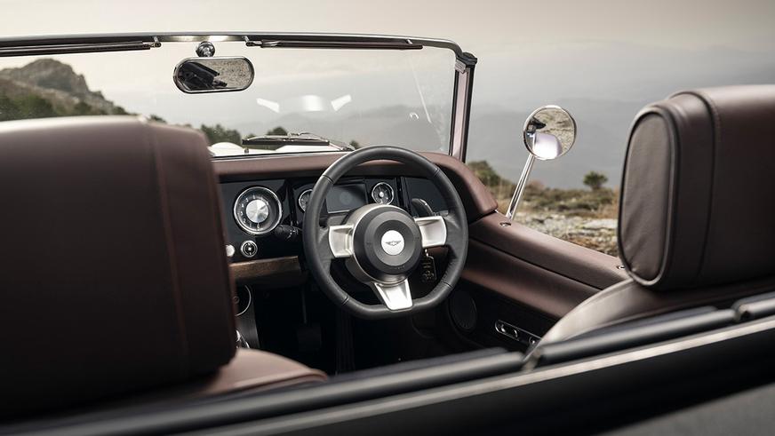 Новый флагман Morgan сохранил мотор BMW и ретродизайн