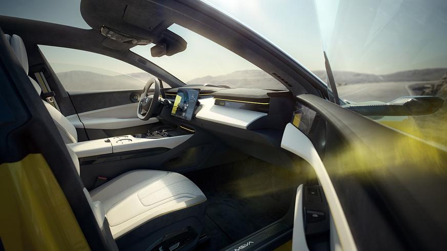 У Lotus появился флагманский 918-сильный седан на батарейках