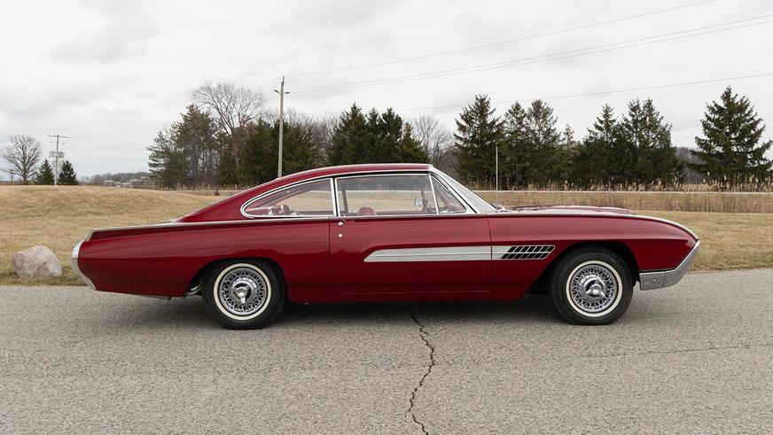 Уникальный Ford Thunderbird Italien пустят с молотка