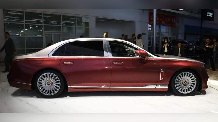 У Hongqi появился новый роскошный седан