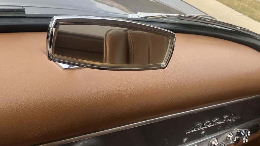 Mercedes-Benz SLK 320 превратили в 300 SL Gullwing