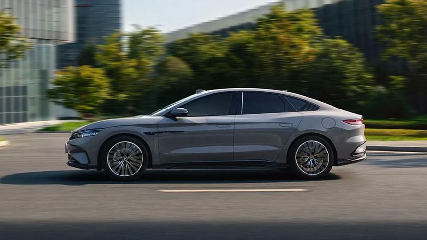 Представлено обновлённое семейство BYD Han: богаче и дешевле
