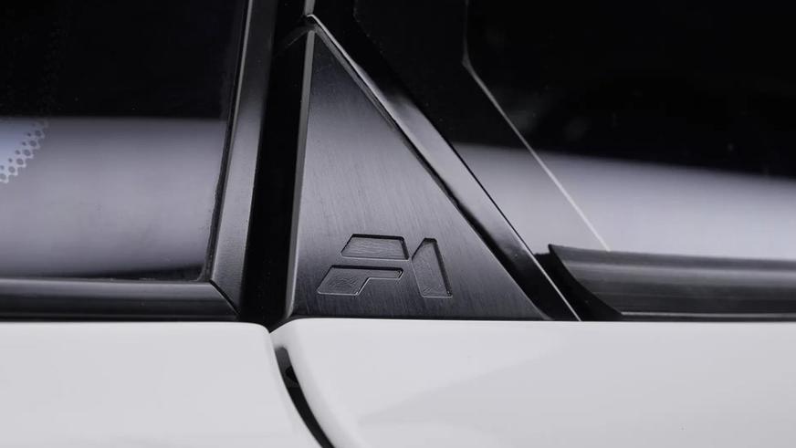 McLaren F1 из коллекции султана Брунея стал самым дорогим в мире