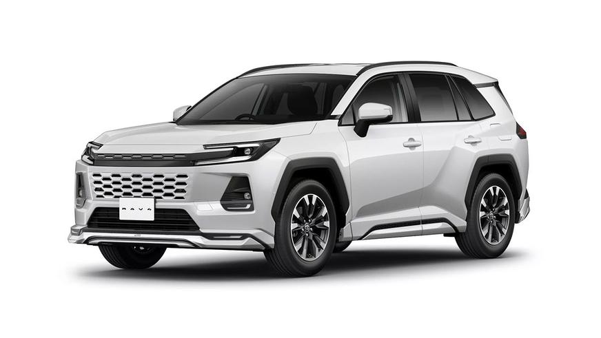 Новый Toyota RAV4 получил сразу два бодикита в Японии