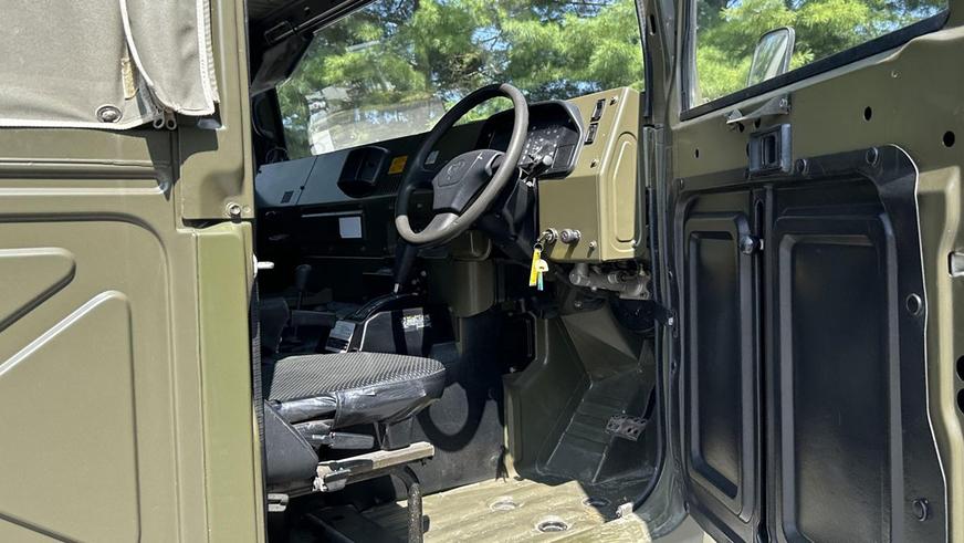 Военный Toyota Mega Cruiser пустят с молотка в США