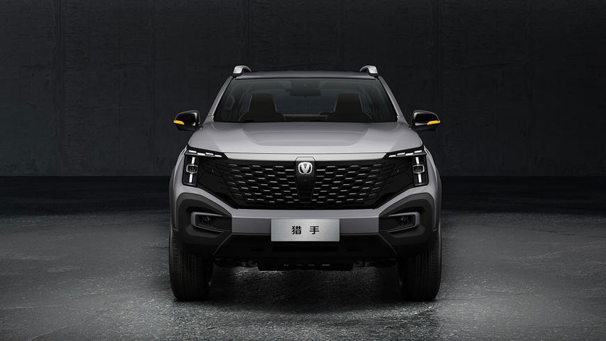 Changan начала продажи гибридного пикапа Hunter