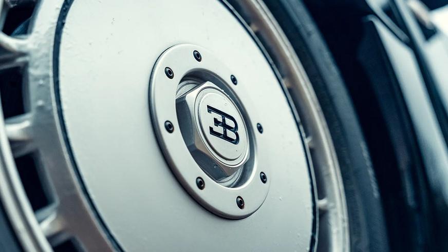 Редчайший Bugatti EB112 пустят с молотка
