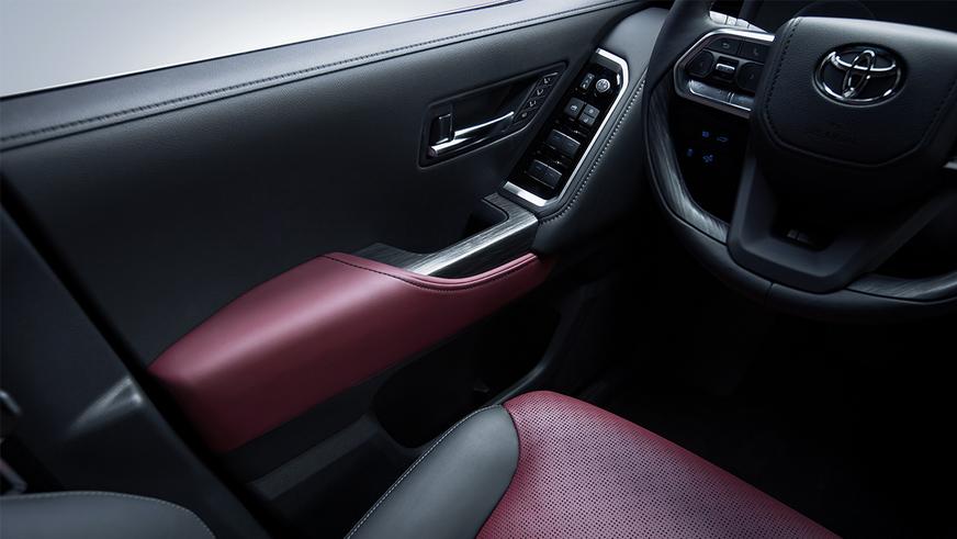 Toyota Land Cruiser 300. Первые впечатления