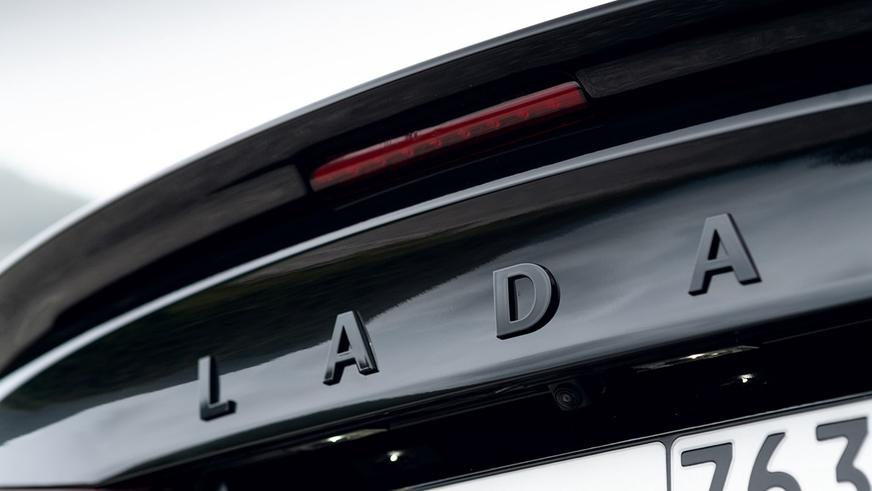Lada Vesta Sportline Black поступила в продажу в России