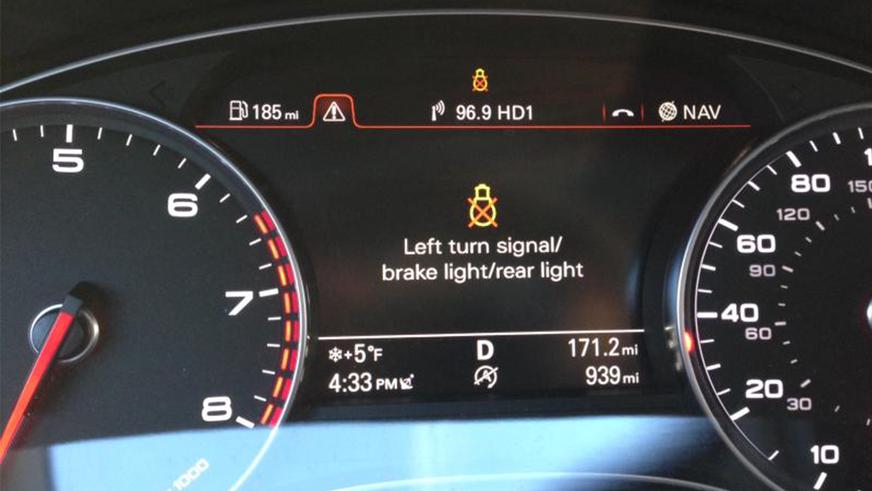 Дешёвая запчасть – дорогие проблемы: перегоревшие лампы стоп-сигналов