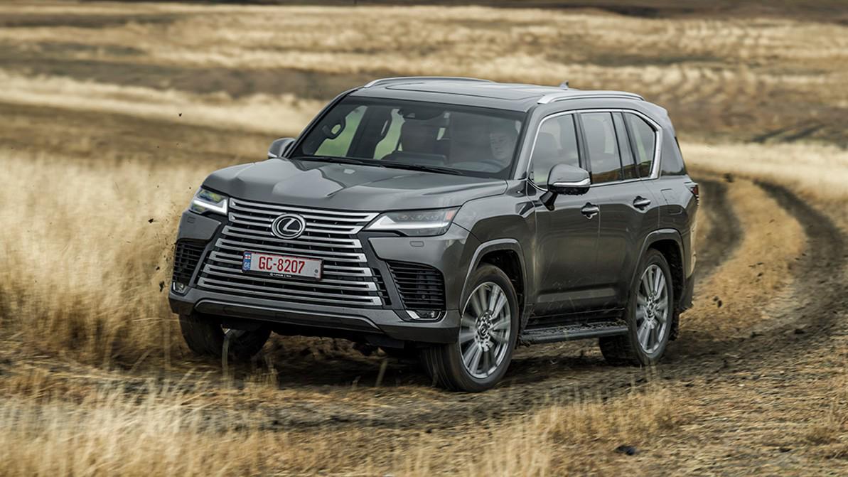 Сколько стоит новый Lexus LX в России