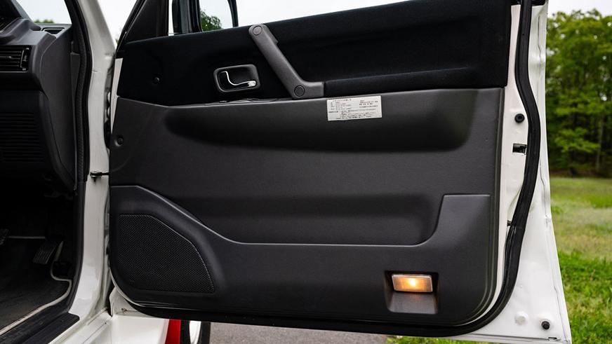 Редкий Mitsubishi Pajero Evolution выставили на продажу в США