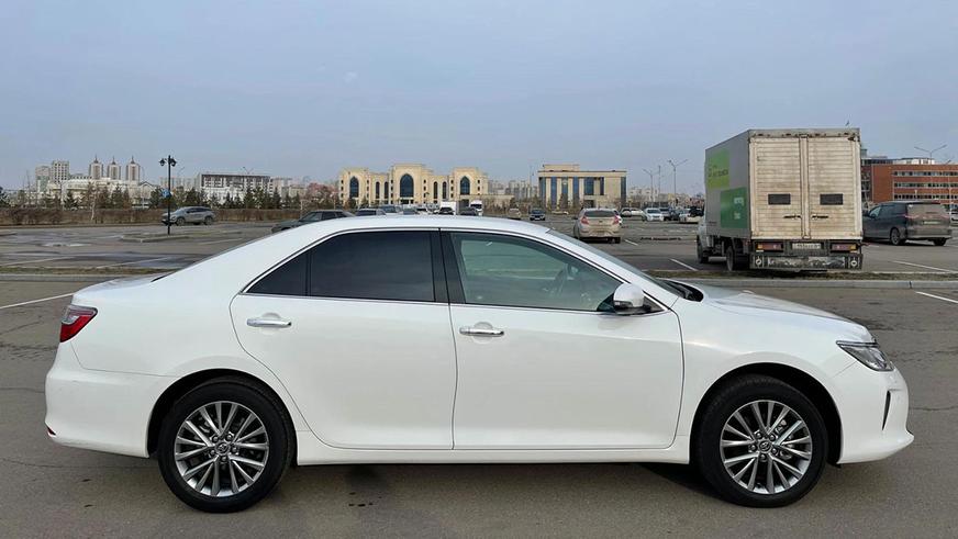 Toyota Camry 55 по цене новой «семидесятки» продают на Kolesa.kz