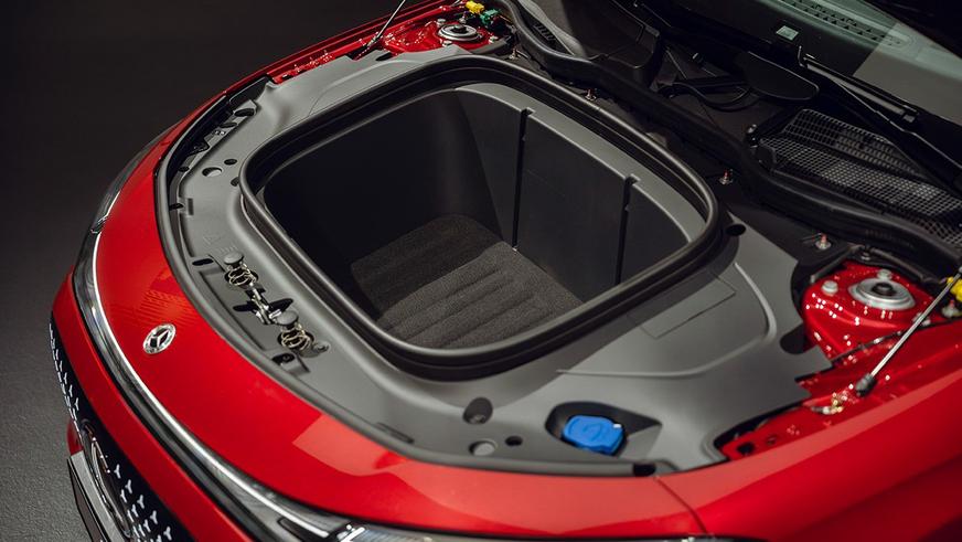 Новый Mercedes-Benz CLA представлен как электрокар и гибрид