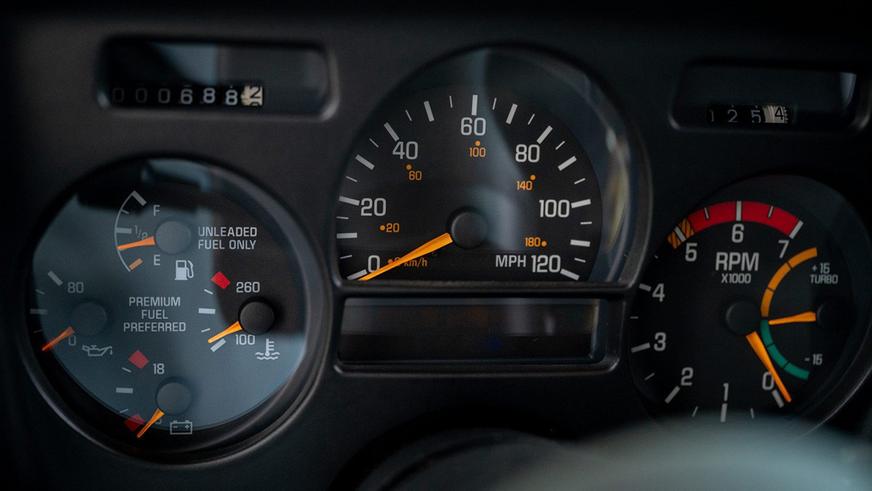 GMC Typhoon из 1990-х продали дороже Porsche Cayenne и Range Rover