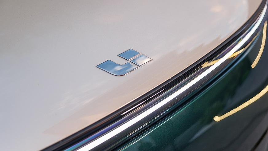 Новый Li Auto L9 добрался до Казахстана. Сколько стоит?