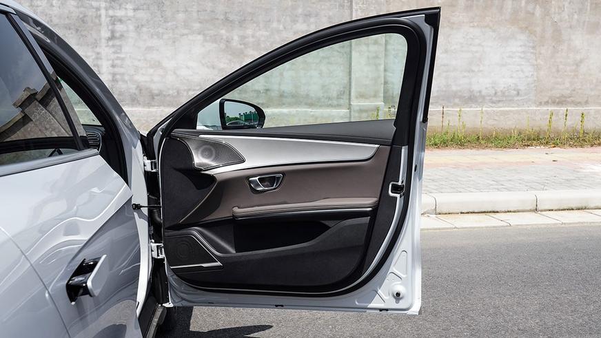 Представлено обновлённое семейство BYD Han: богаче и дешевле