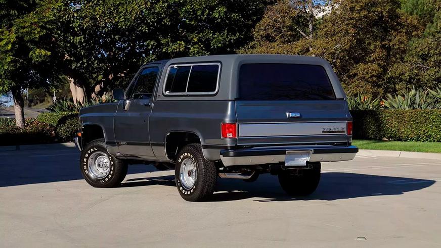 Продаётся старый Chevrolet Blazer словно из салона