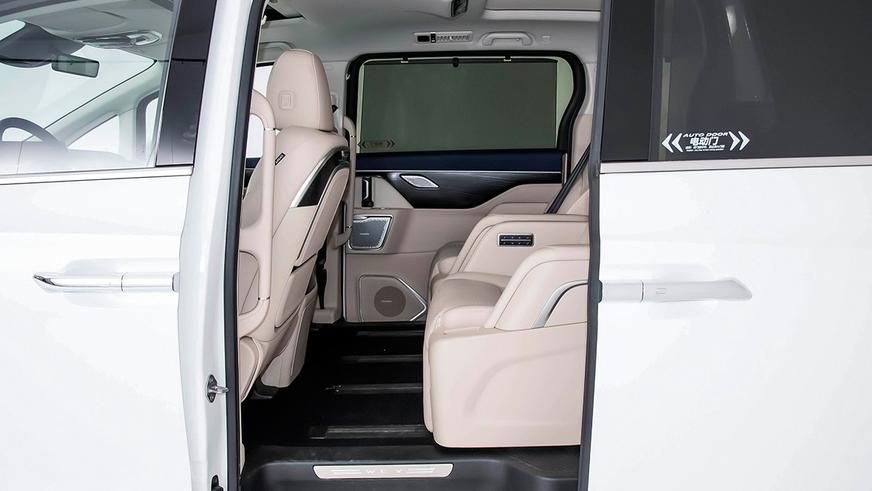 У Great Wall появился роскошный минивэн