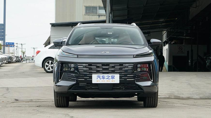 Компания JAC готовит три новинки для рынка Казахстана