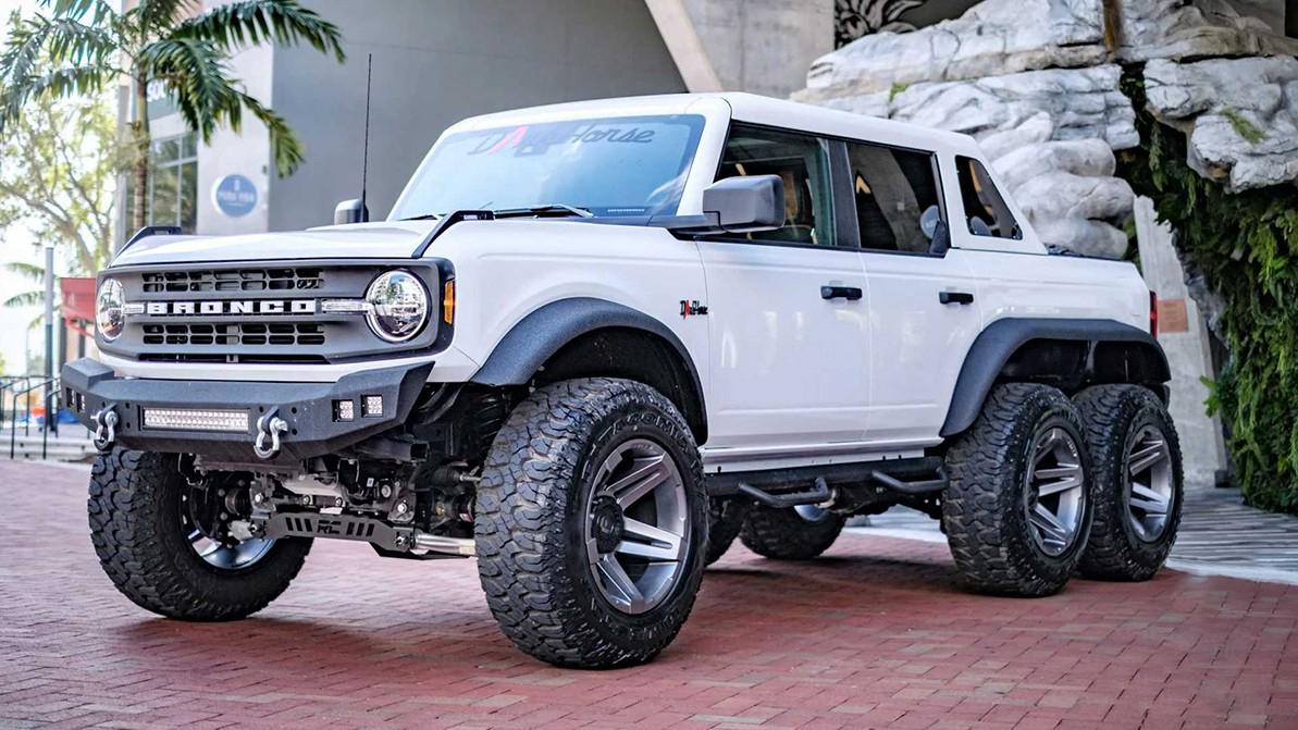 У Ford Bronco появилась шестиколёсная версия