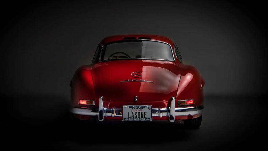 С молотка уйдёт последнее в истории «крыло чайки» — Mercedes-Benz 300 SL