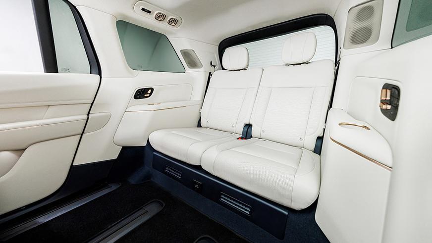 Кроссовер Lynk & Co 900 будут продавать в РК официально