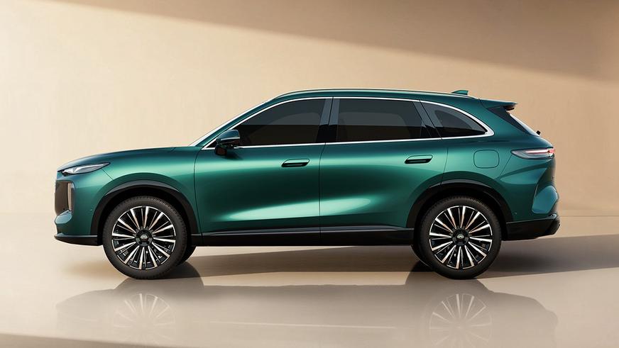 Chery обновит кроссовер Tiggo 8. Первые фото