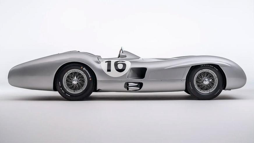 В открытой продаже впервые появился формульный Mercedes-Benz 1954 года