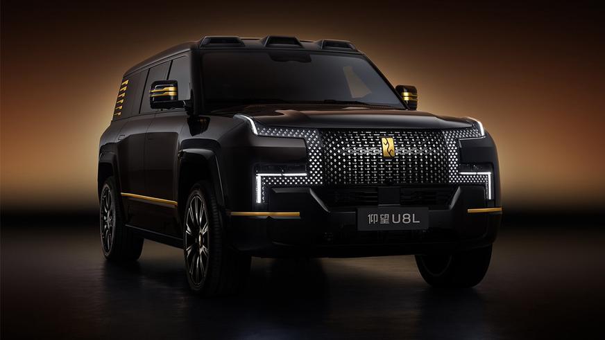 Самый роскошный Yangwang U8 оценили в 180 тысяч долларов