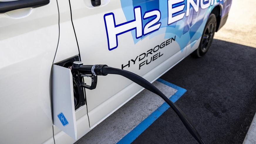 Toyota построила водородный HiAce с мотором от LC 300