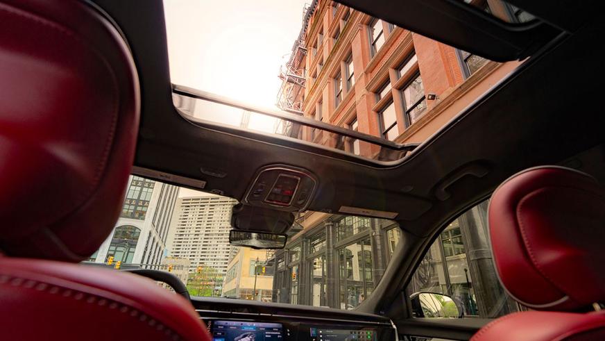 Представлен самый быстрый серийный Jeep. Это электрокар