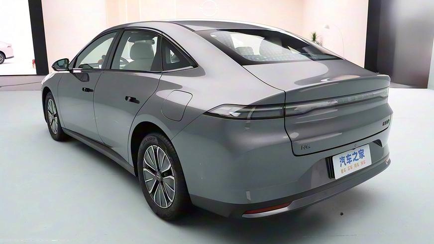 Новый гибридный седан Nissan&nbsp;N6 оказался в&nbsp;КНР неожиданно доступным