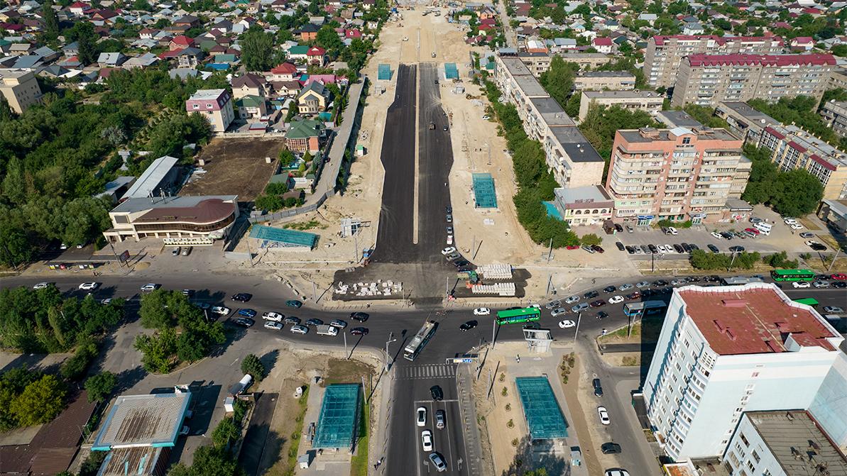 Движение по Абая, от Момышулы до Яссауи, откроют до конца года